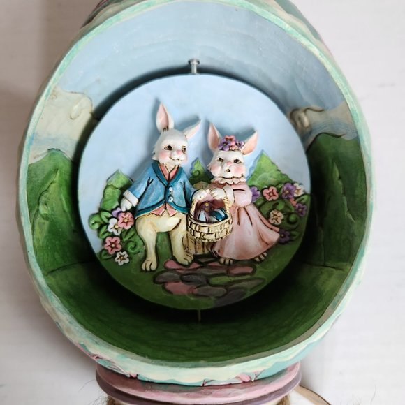 Jim Shore Holiday Jim Shore Heartwood Creek Easter Egg Strolling